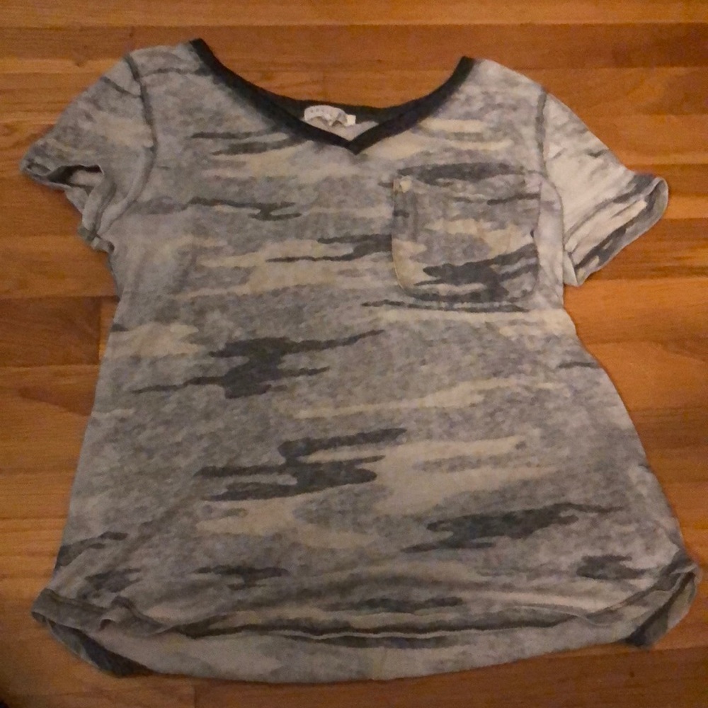 Socialite Short Sleeve Shirt